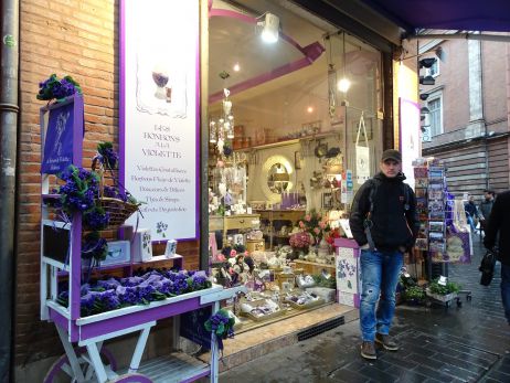 Veilchen, Mittelalter und Macarons – Ein Kurztrip nach Toulouse