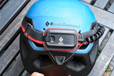 Testbericht: Passt, sitzt und wackelt nicht – Der Kletterhelm Vision von Black Diamond
